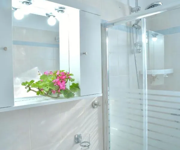 Marina's * 阿佐里姆诺斯