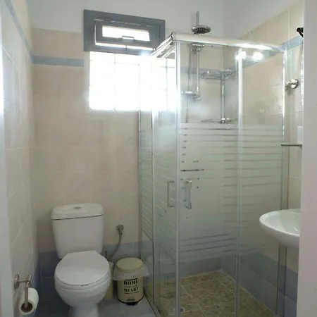 Marina's * Azolimnos