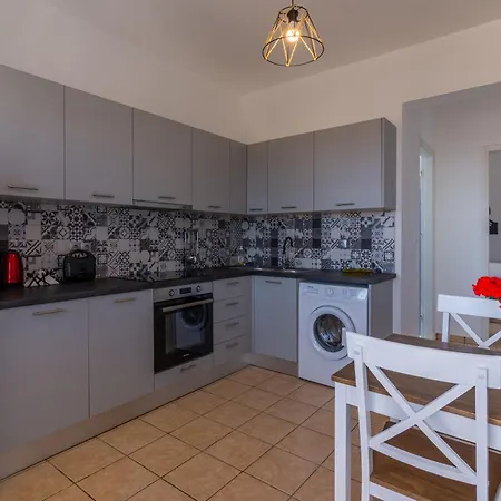 Apartamento Marina's *