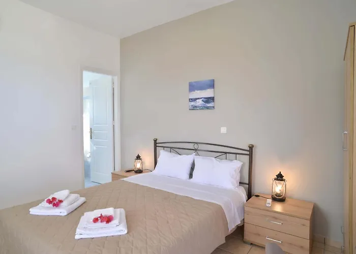 Marina's * Azolimnos