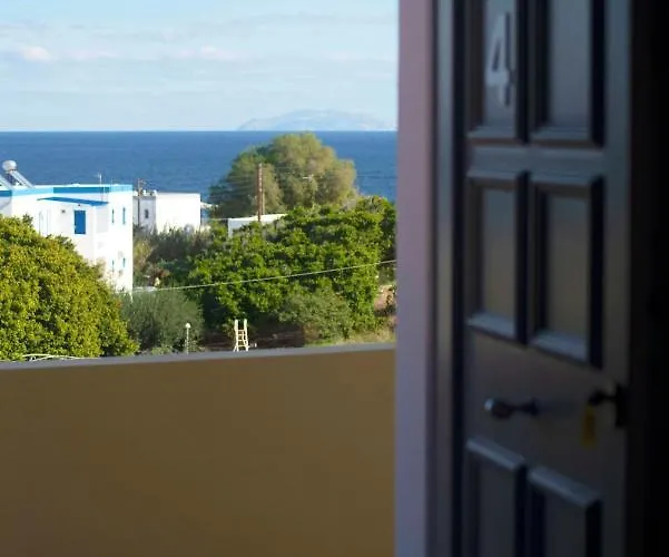 Marina's * Azolimnos