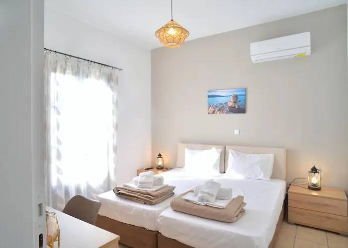 Marina's * Azolimnos